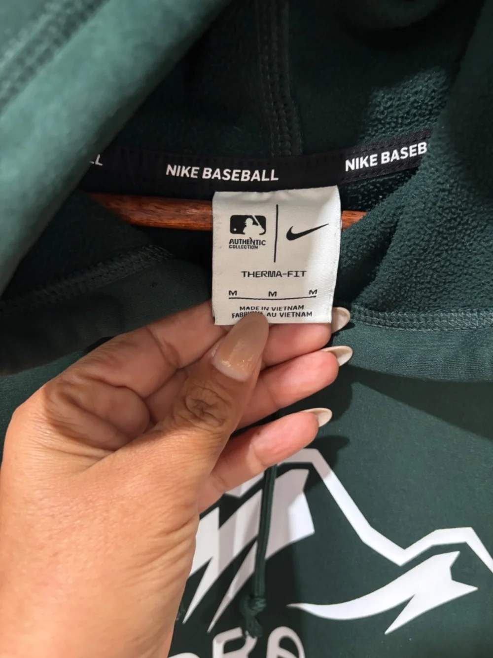 Mens Colorado Rockies Nike Green City MLB Therma-Fit Pullover Hoodie MED